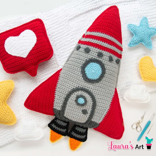 Almohada de Cohete espacial a crochet - Patron en Espanol