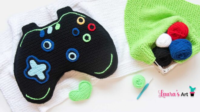 🧶 XL Amigurumi Tutorial: How to Crochet a Video Game Controller Pillow 🎮