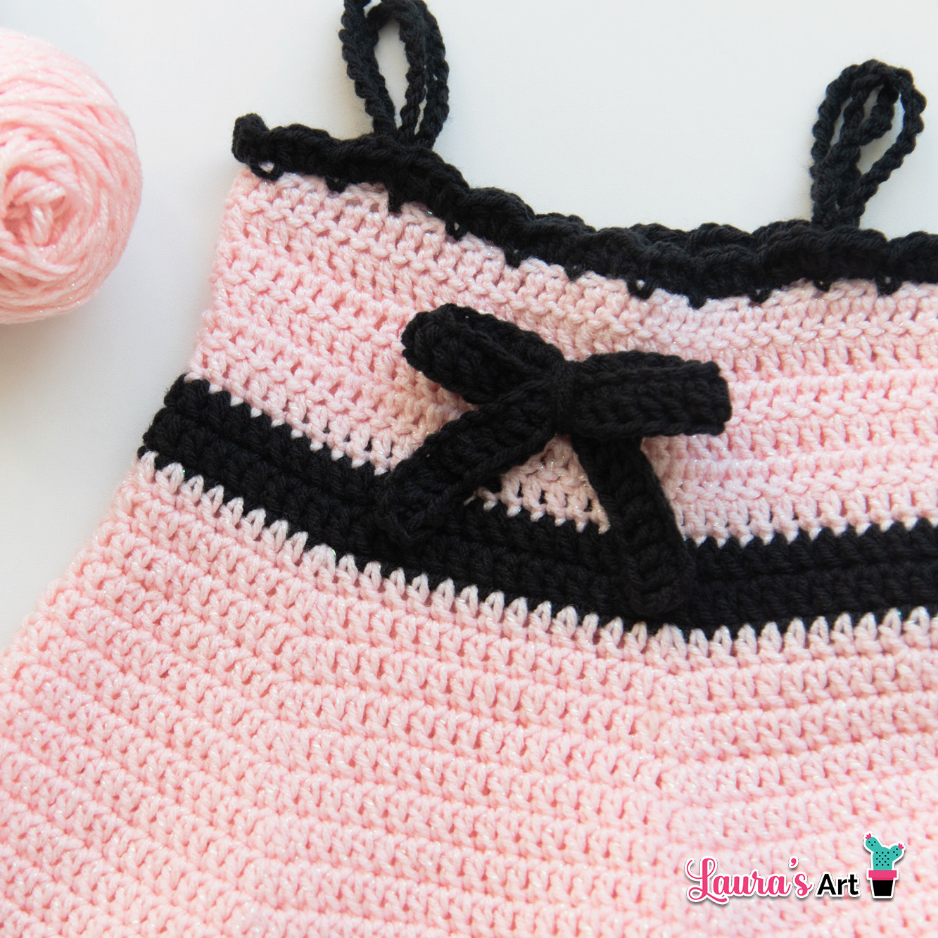 Vestido a Crochet para niña - Vestido Rosa con Moños a Crochet